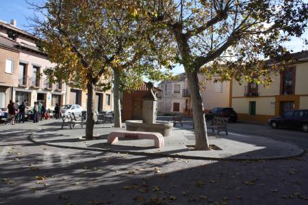 PLAZA DE LA FUENTE